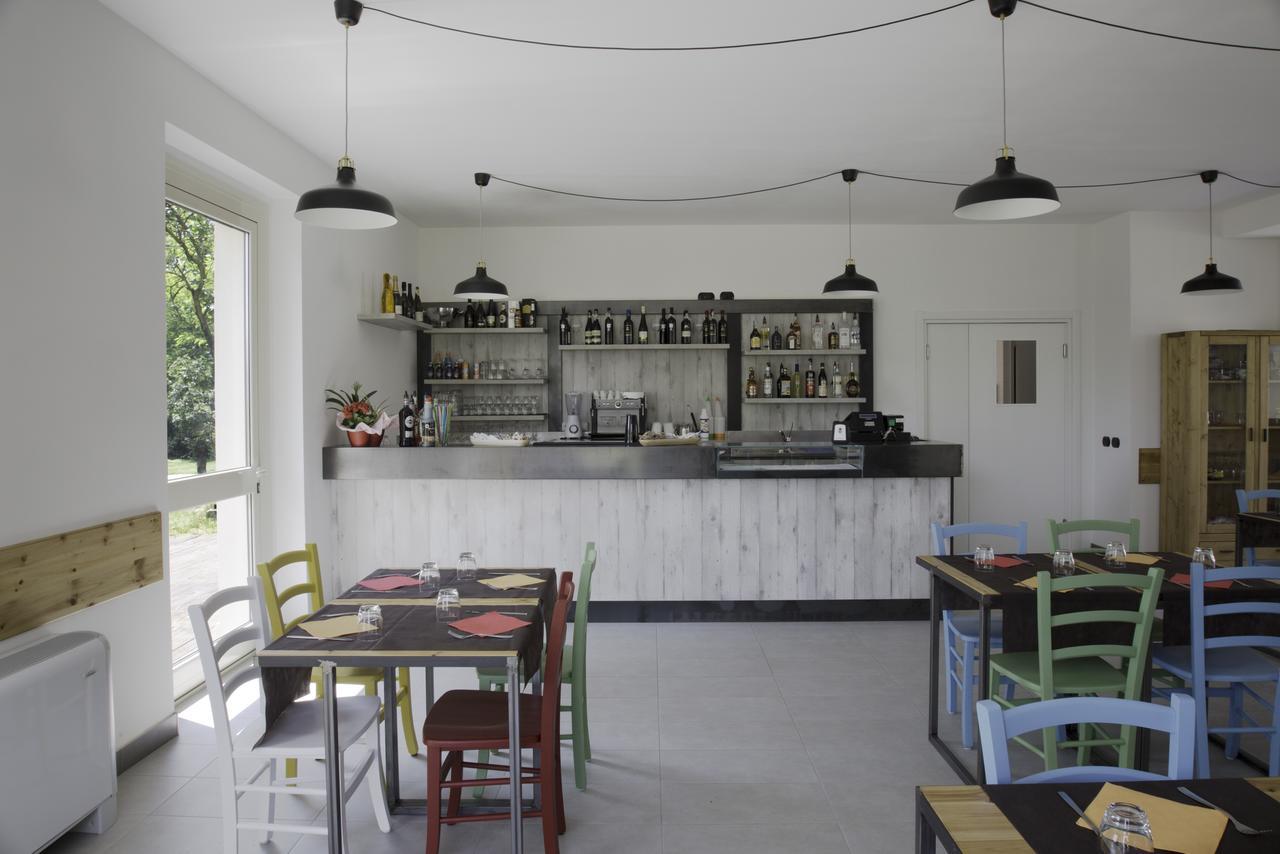 Cascina Monte Diviso Hostel Gallarate Luaran gambar